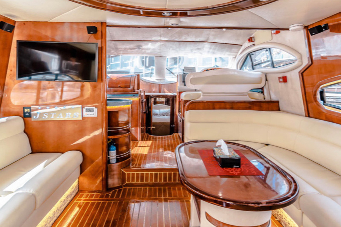 j-star-sea-king-yachts-interior-1