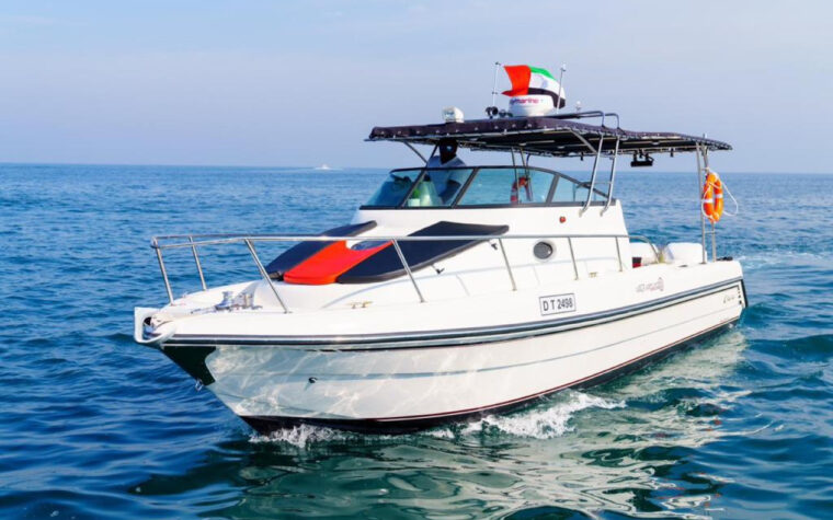 Sea King 31ft fishing boat on flat water offshore from Dubai